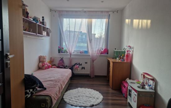 ZW027JW6i_fss?st=SwfY-NOW9Bqc8dAGk2IR76t6EQUrb2AQKMAIX_yTtpk&ts=1774282155&e=0