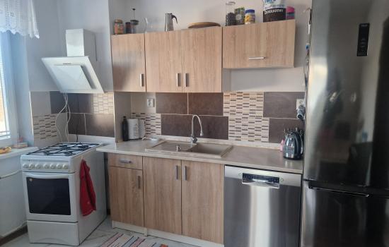 Cjm7KEOa8_fss?st=ub7-Av3aFM1M0HRU8gksigl-nQQ_aiATvbRz7QfZny0&ts=1774282129&e=0