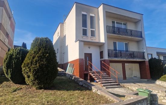 VpH_UOb4r_fss?st=54I8oRmydjiZ0E1HqiDmpNBb4yLe4HFUfj1mIhx_w2g&ts=1774282201&e=0