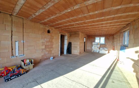 XKH0bsIpV_fss?st=pcUq5qP6K8Bp2y6gcoVwr7uzZREFW0CSKToWiifM674&ts=1769454589&e=0