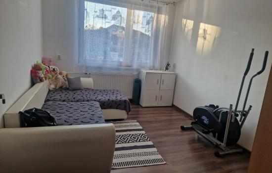 ZB6YC-RZ3_fss?st=I3RqlBiCzcoTNJ7BiQCjPR7UOmKDQxVM9Gdd5VPx0iU&ts=1774282149&e=0