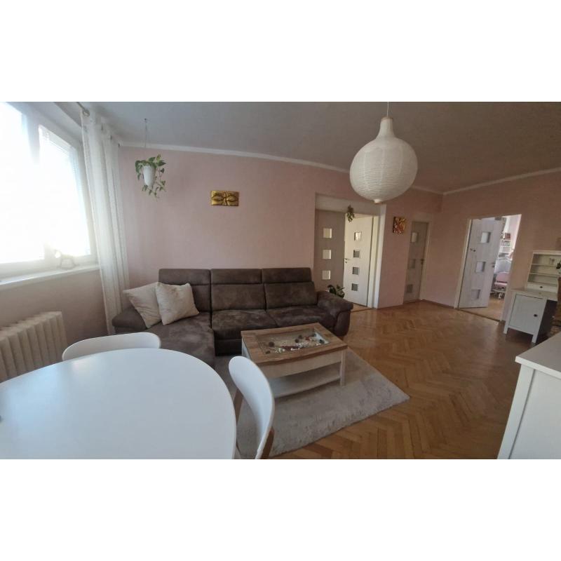 F6xipy96i_fss?st=ouvDIKa4lraoI4FD6H-SsrwlTdPlRuCzwvEeJa5TzsM&ts=1774280687&e=0