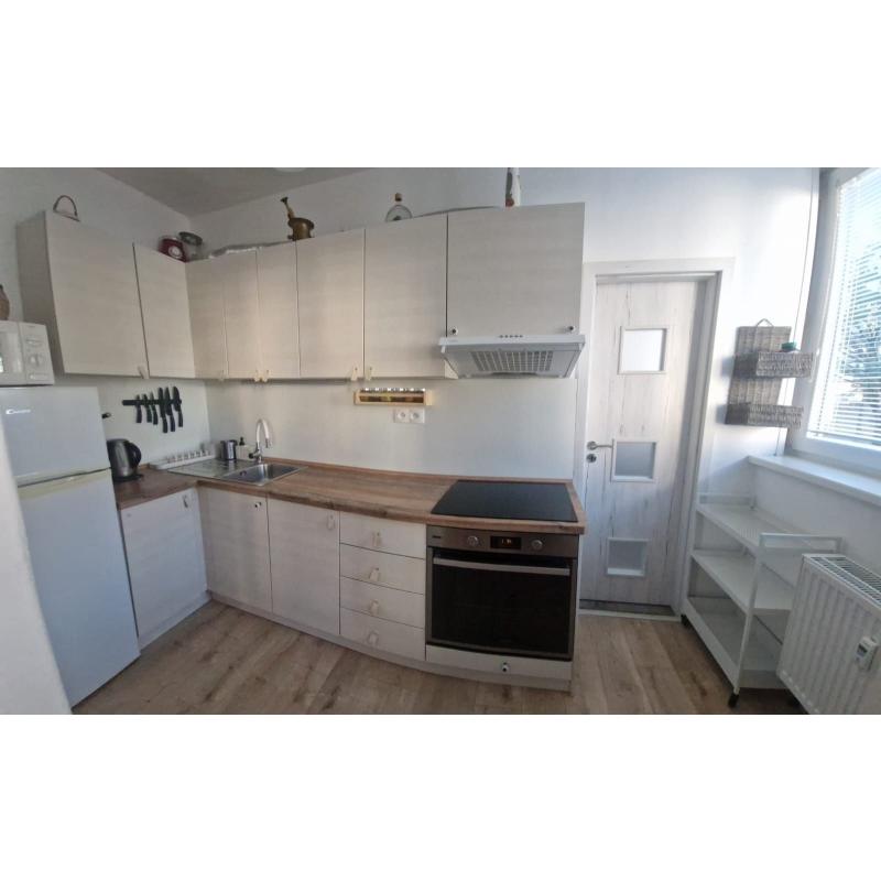 0BVHyhvL4_fss?st=DdIu3swVpzPv9dD7lF1uyG0fGzLNJhZ5HvFVCunHSPE&ts=1774280754&e=0